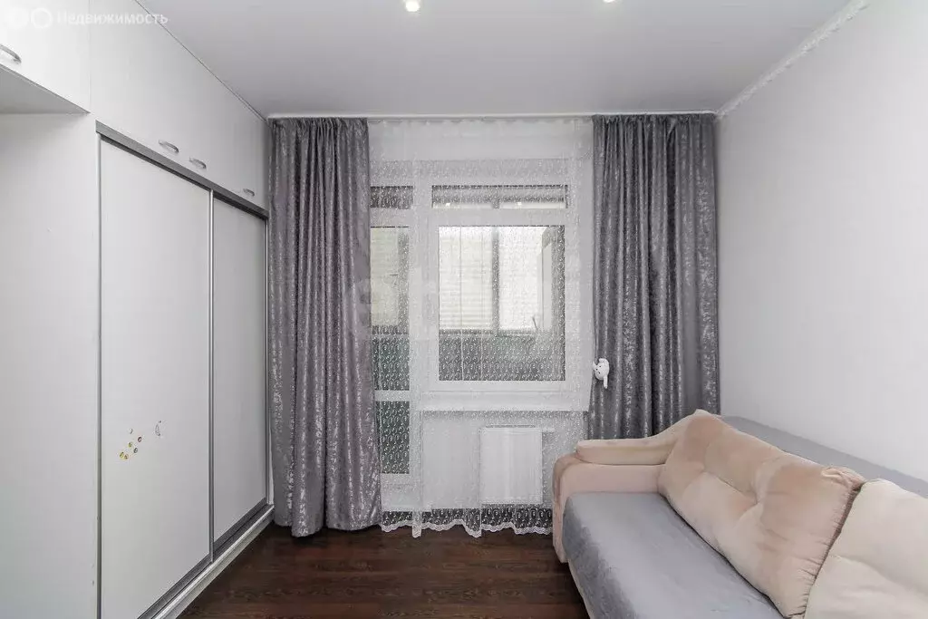 Квартира-студия: Тюмень, Таврическая улица, 9к5 (28.9 м) - Фото 2