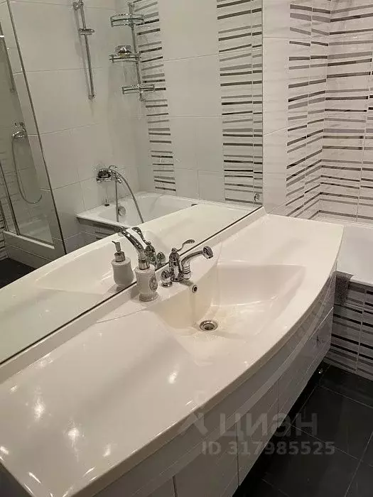 3-к кв. Хабаровский край, Хабаровск Комсомольская ул., 96 (110.0 м) - Фото 1