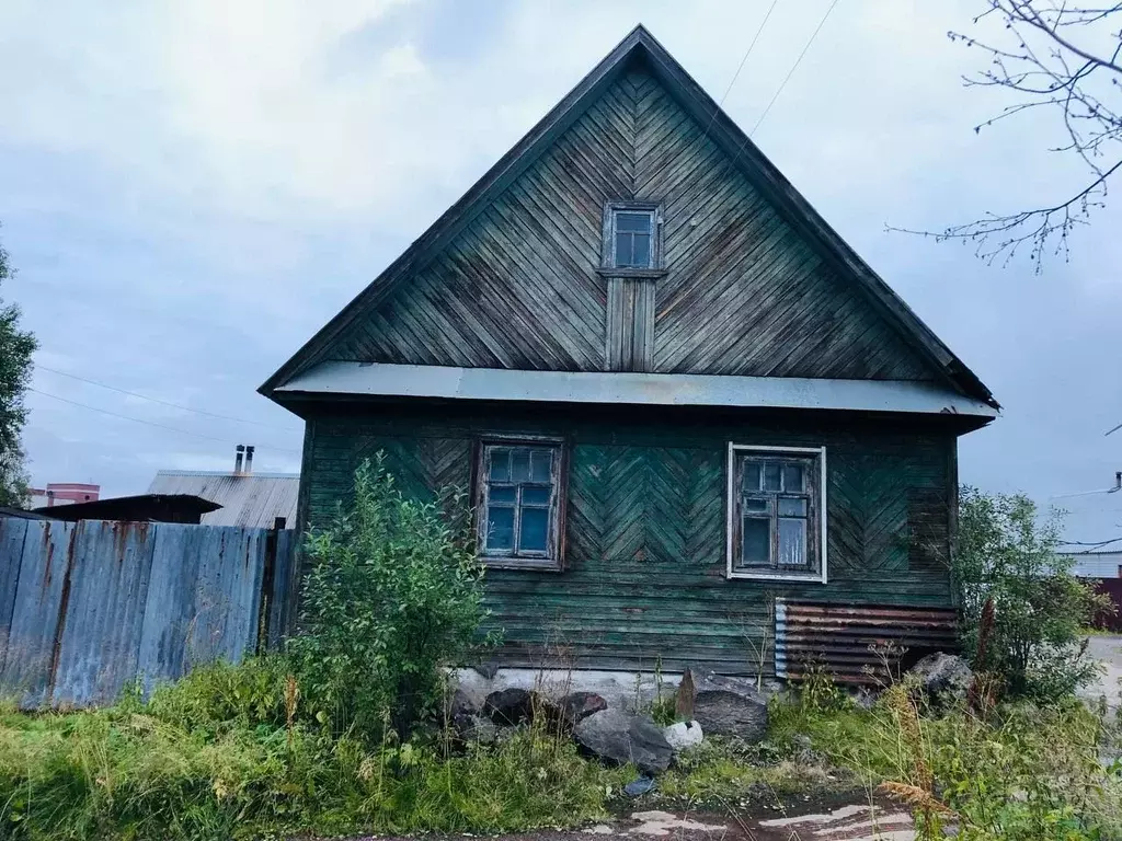 Дом в Мурманская область, Мурманск ул. Чапаева, 8 (56 м) - Фото 1