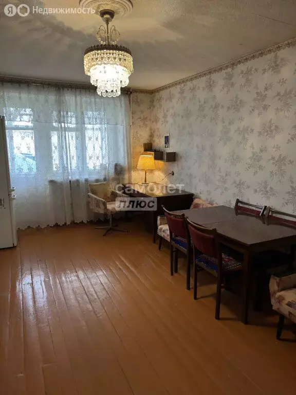 3-комнатная квартира: Октябрьский, Комсомольская улица, 23 (56.3 м) - Фото 1