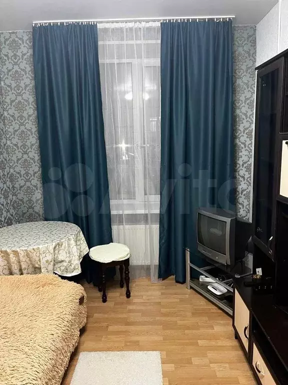 Комната 16 м в 3-к., 2/4 эт. - Фото 0