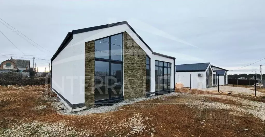 Дом в Севастополь Швейник садоводческое товарищество,  (80 м) - Фото 1