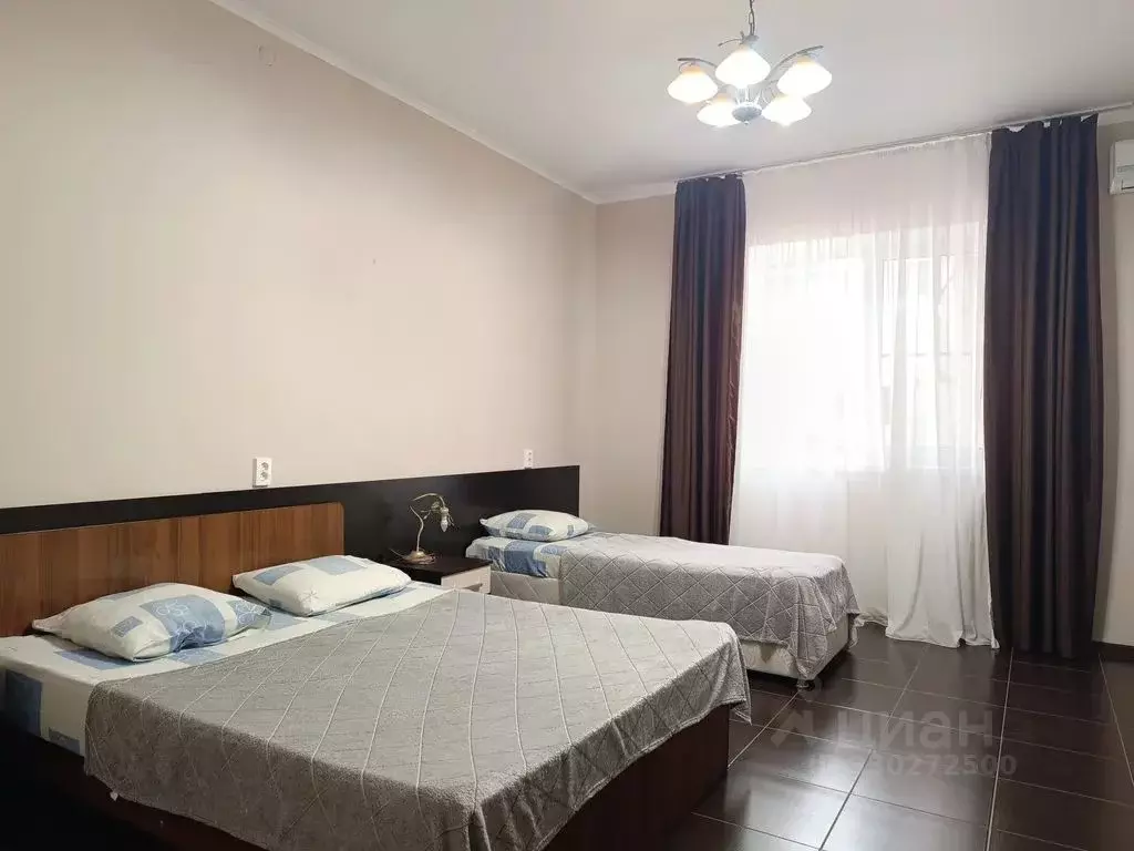 Комната Краснодарский край, Геленджик ул. Розы Люксембург, 19А - Фото 1