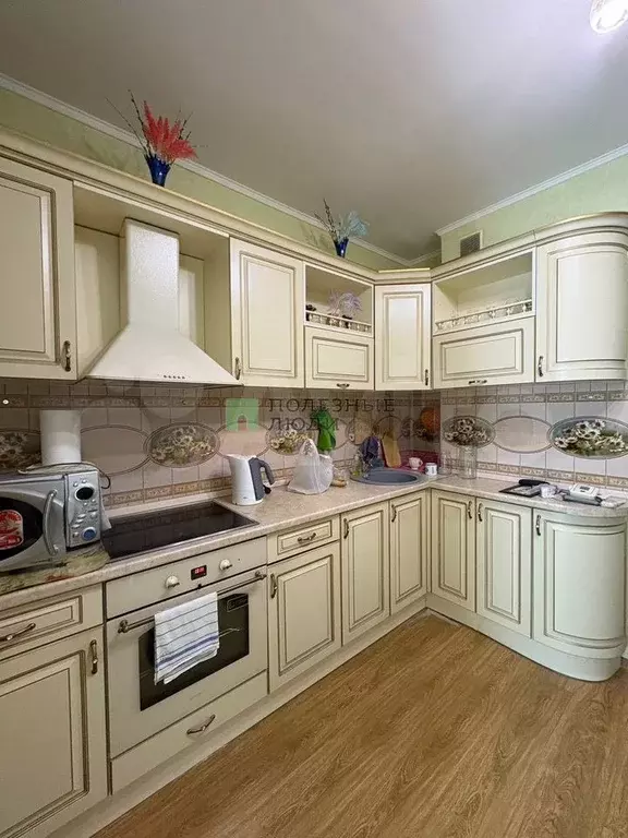 2-к. квартира, 70 м, 4/6 эт. - Фото 0