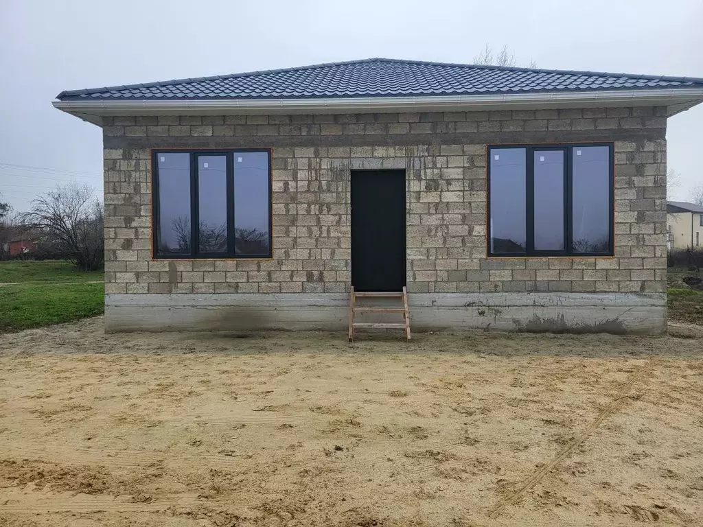 Дом в Краснодарский край, Темрюкское городское поселение, пос. ... - Фото 2