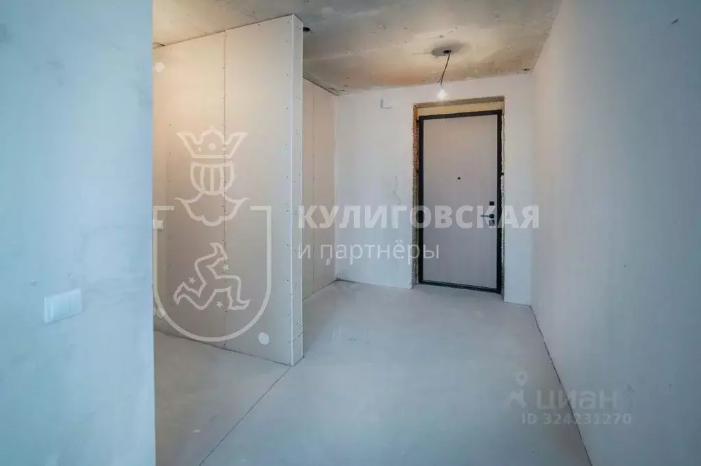 3-к кв. Свердловская область, Екатеринбург ул. Шаумяна, 30 (82.5 м) - Фото 2