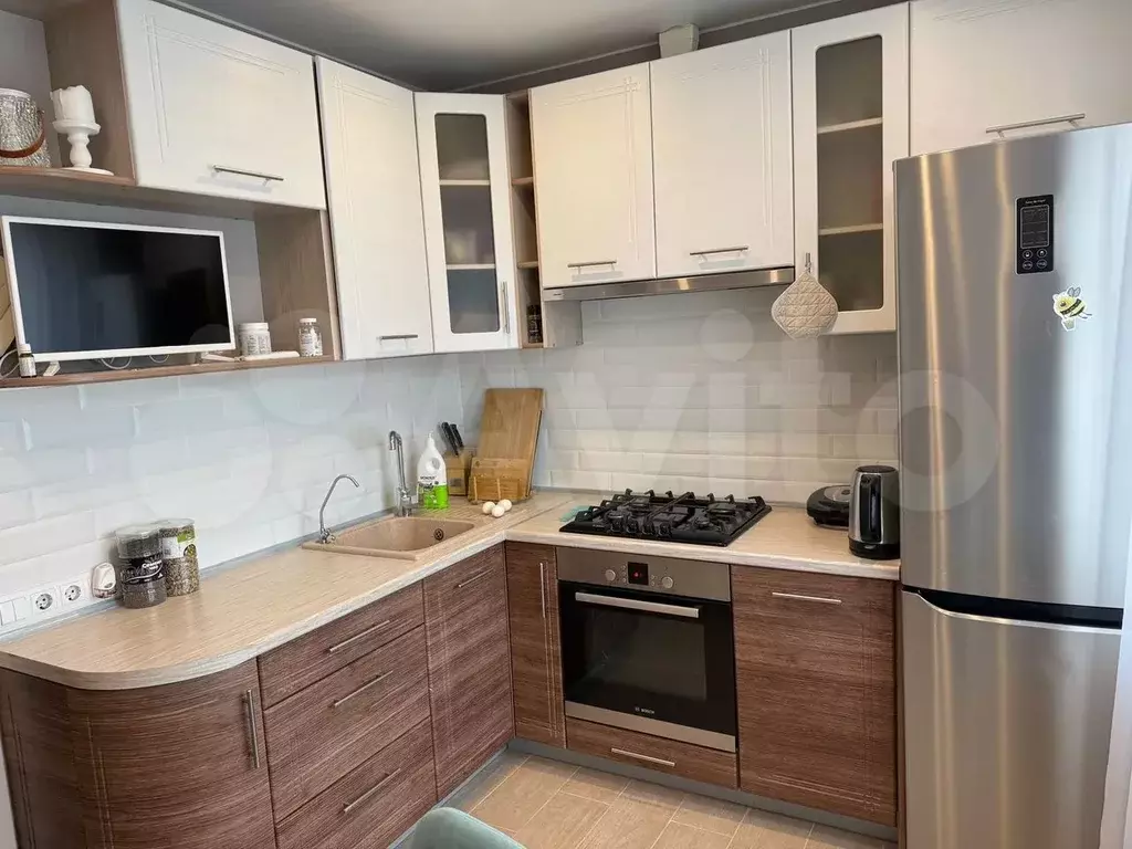 2-к. квартира, 54 м, 7/10 эт. - Фото 0