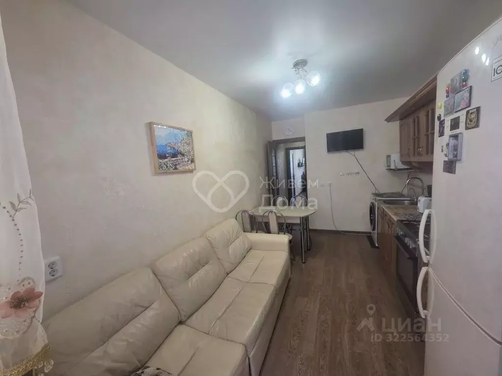 2-к кв. Волгоградская область, Волгоград ул. Добрушина, 10 (54.2 м) - Фото 1