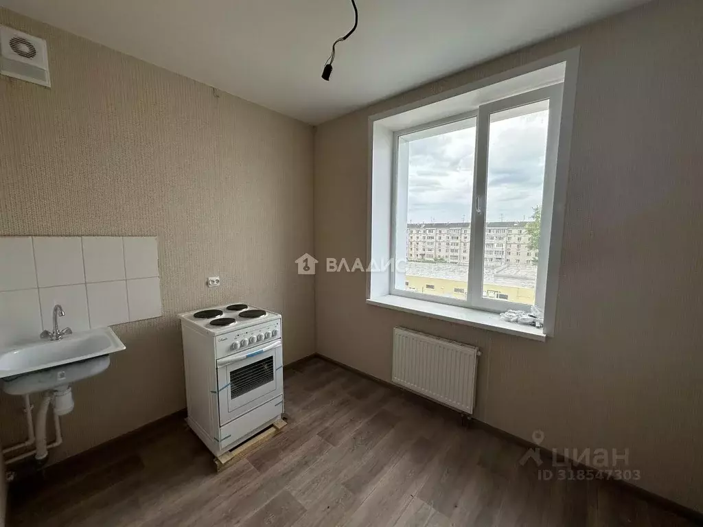 3-к кв. Коми, Микунь Усть-Вымский район, 2-й пер., 3 (65.3 м) - Фото 1