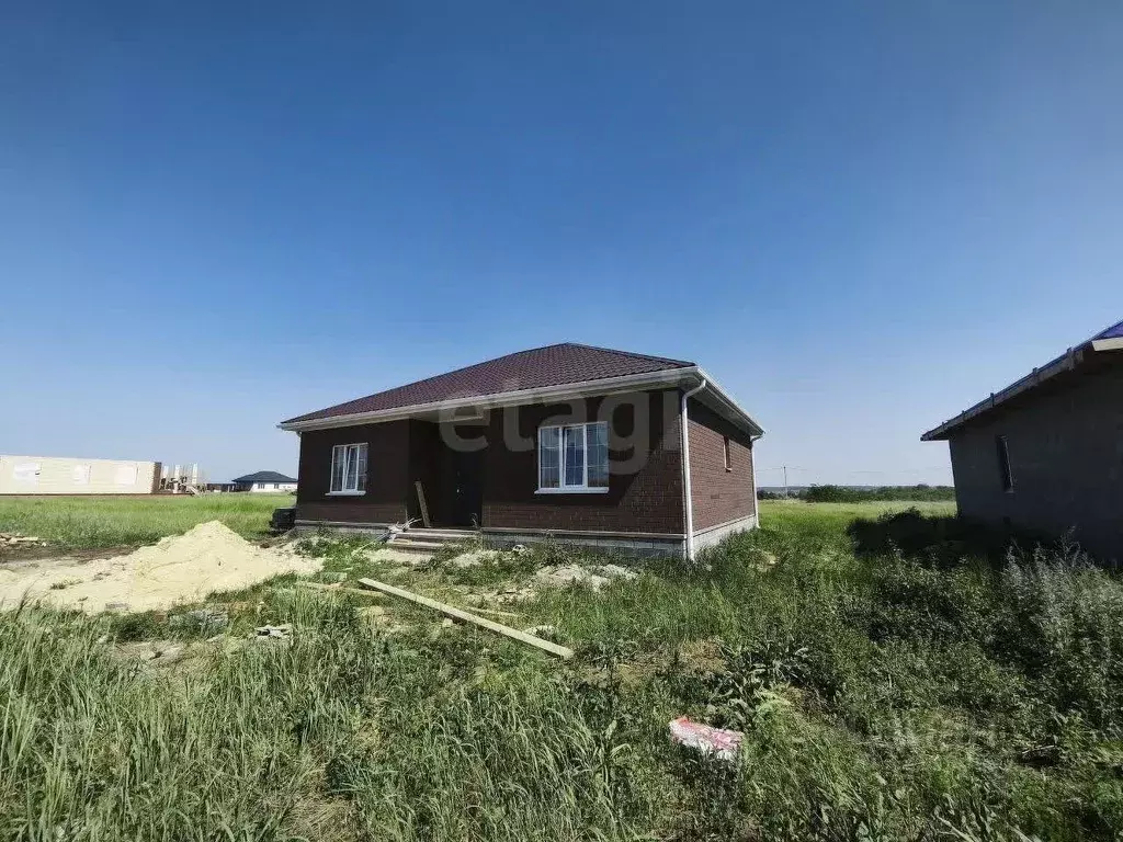 Дом в Белгородская область, Белгородский район, Разумное рп ул. ... - Фото 1