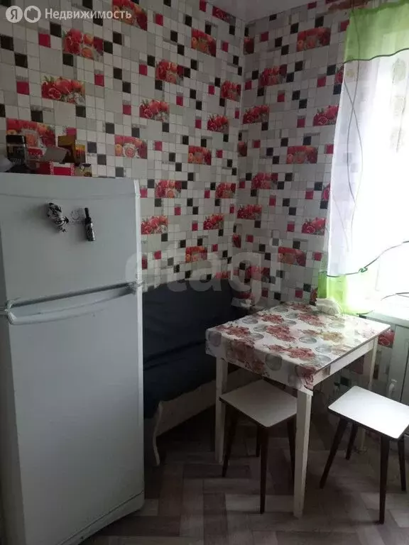 1-комнатная квартира: Сатка, улица 40 лет Победы, 18 (36.1 м) - Фото 2