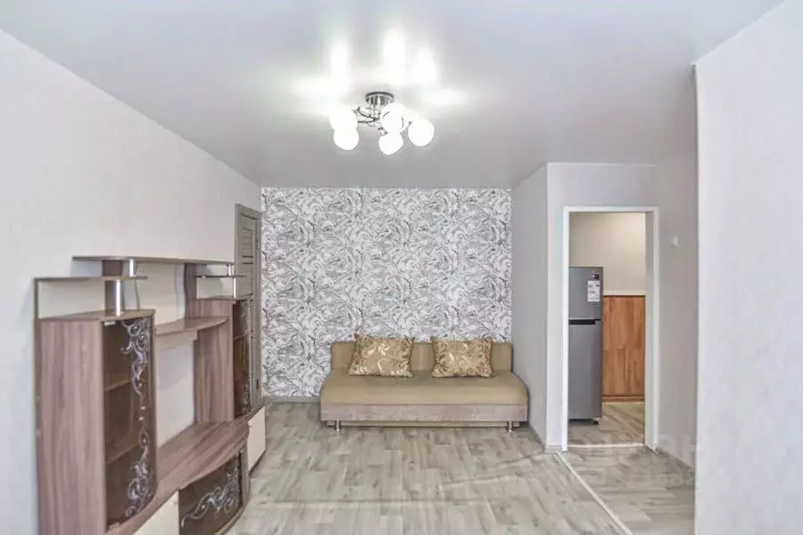 2-к кв. Сахалинская область, Южно-Сахалинск просп. Мира, 60 (43.0 м) - Фото 2