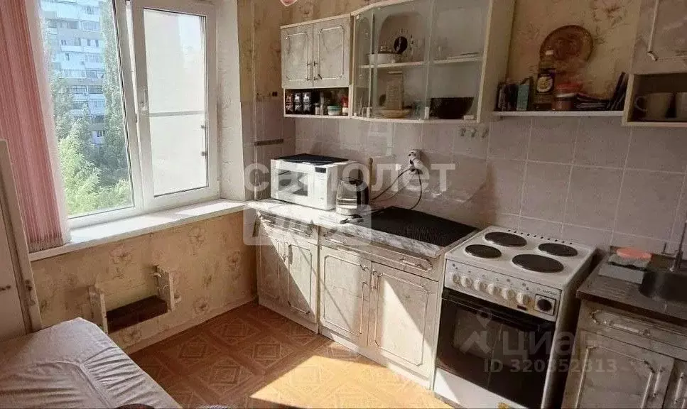 1-к кв. Самарская область, Тольятти 12-й кв-л, бул. Гая, 1 (33.1 м) - Фото 0