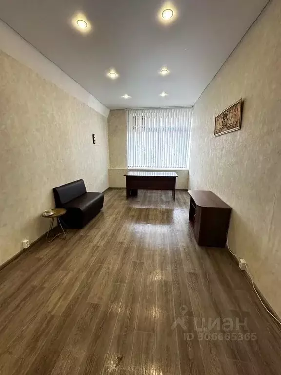 Офис в Челябинская область, Челябинск ул. Сони Кривой, 73 (17 м) - Фото 1
