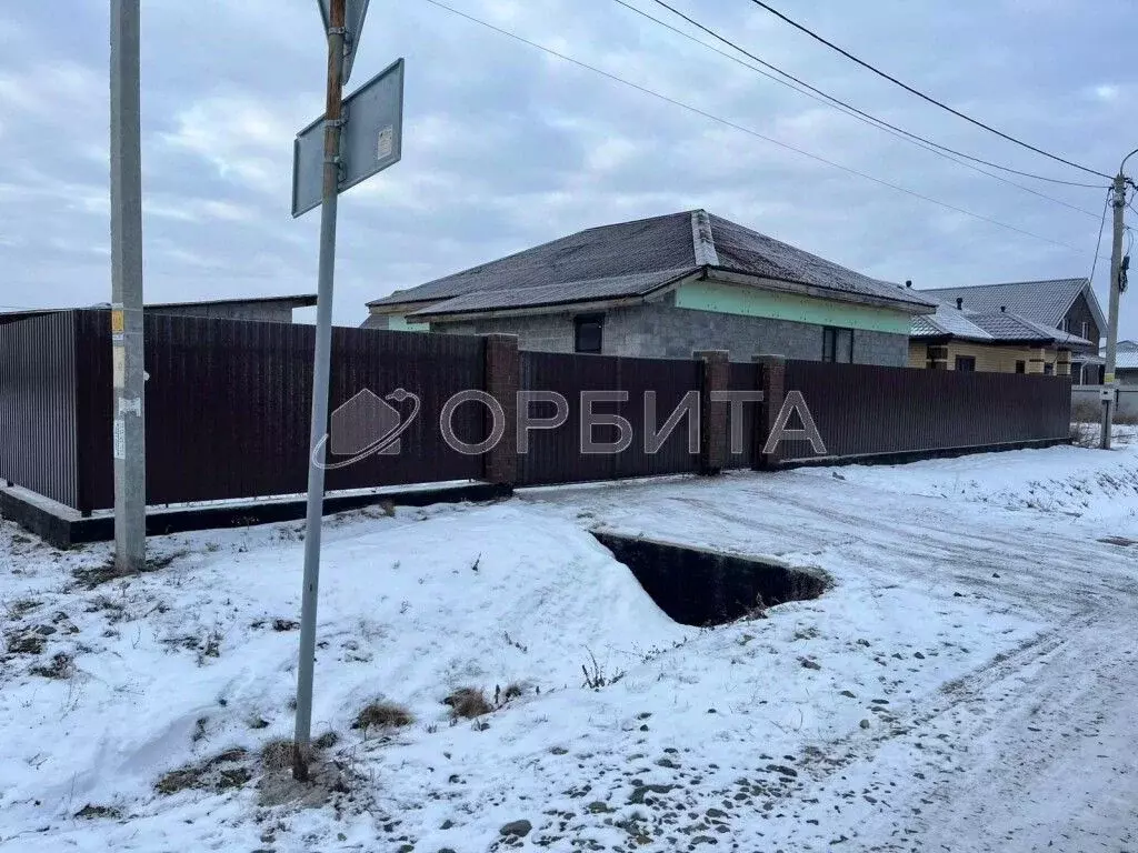 Дом в Тюменская область, Тюменский муниципальный округ, с. Успенка ул. ... - Фото 2