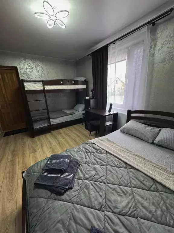 Комната Воронежская область, Богучар Абрикосовая ул., 9 - Фото 1