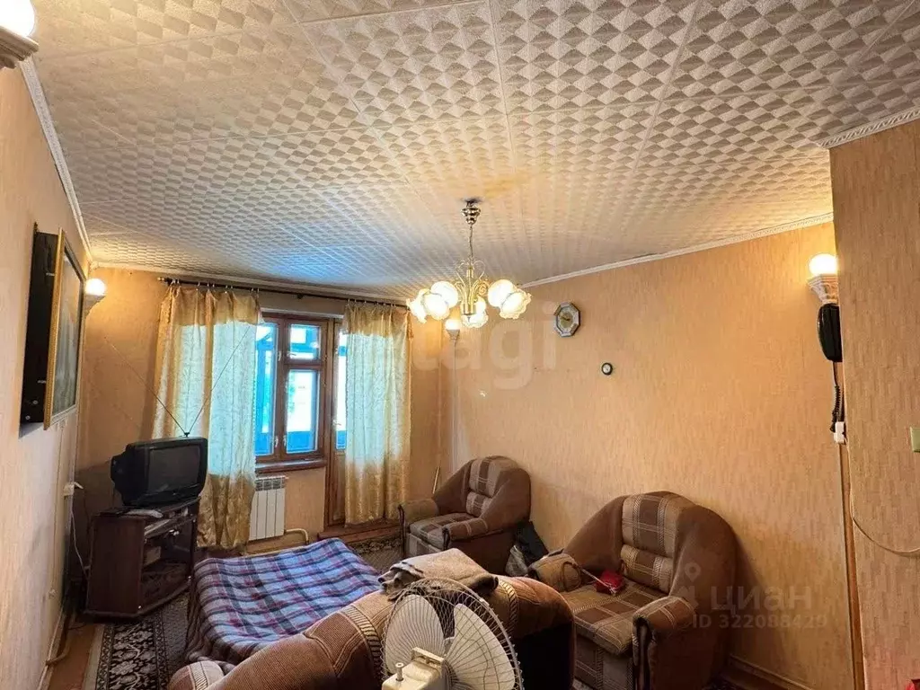 1-к кв. Свердловская область, Тугулым пгт ул. Молодежная, 11 (33.5 м) - Фото 1