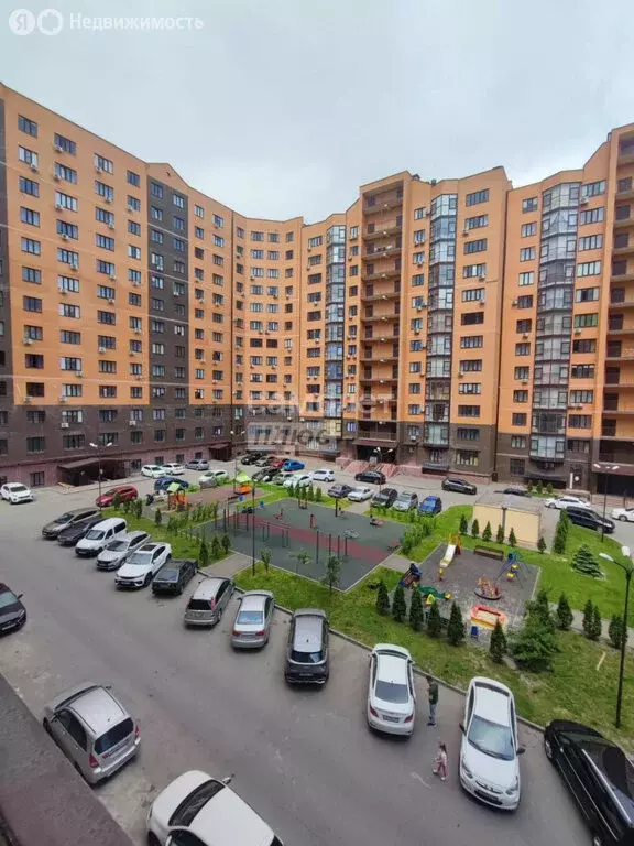 2-комнатная квартира: Ессентуки, улица Буачидзе, 1к4 (73.8 м) - Фото 0