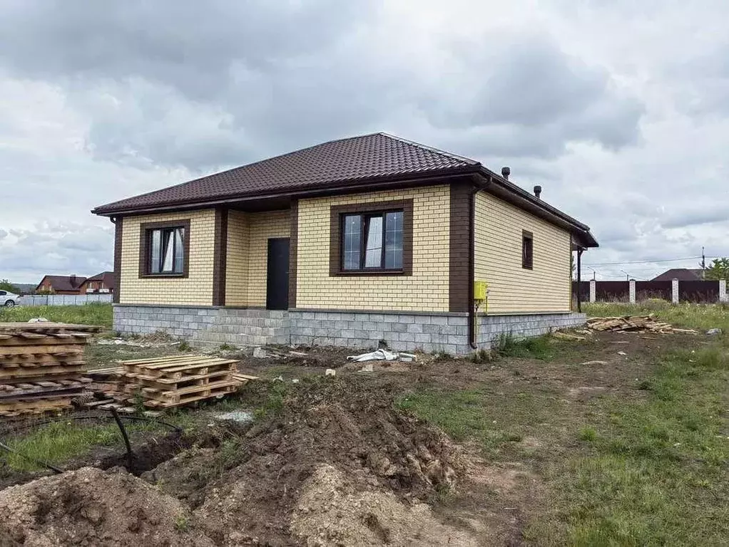 Дом в Белгородская область, Белгородский район, Разумное рп, ... - Фото 1