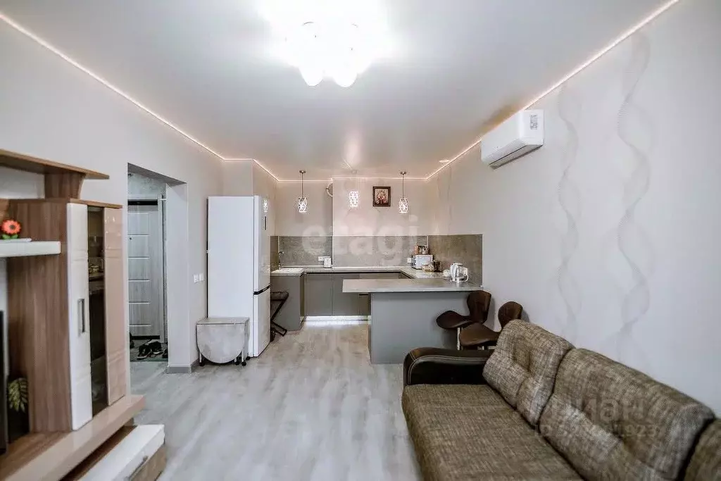 2-к кв. Сахалинская область, Южно-Сахалинск ул. Алексея Максимовича ... - Фото 2