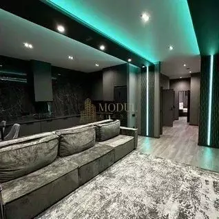 2-к кв. Татарстан, Казань ул. Достоевского, 57 (83.7 м) - Фото 1