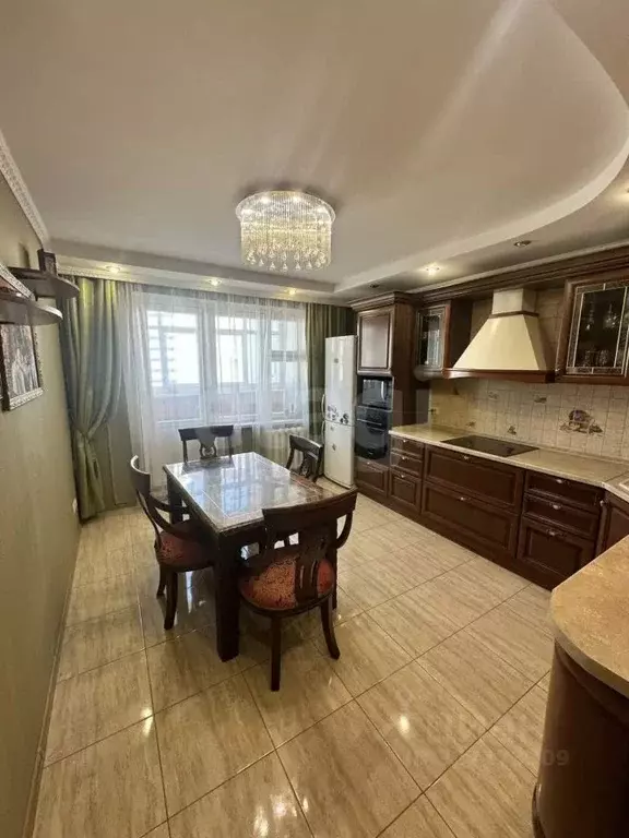 3-к кв. Тюменская область, Тюмень ул. Николая Семенова, 27к3 (90.2 м) - Фото 2