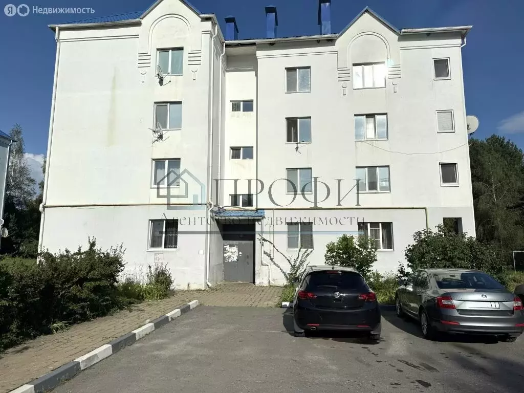 2-комнатная квартира: Новый Оскол, Ливенская улица, 148 (70 м) - Фото 0