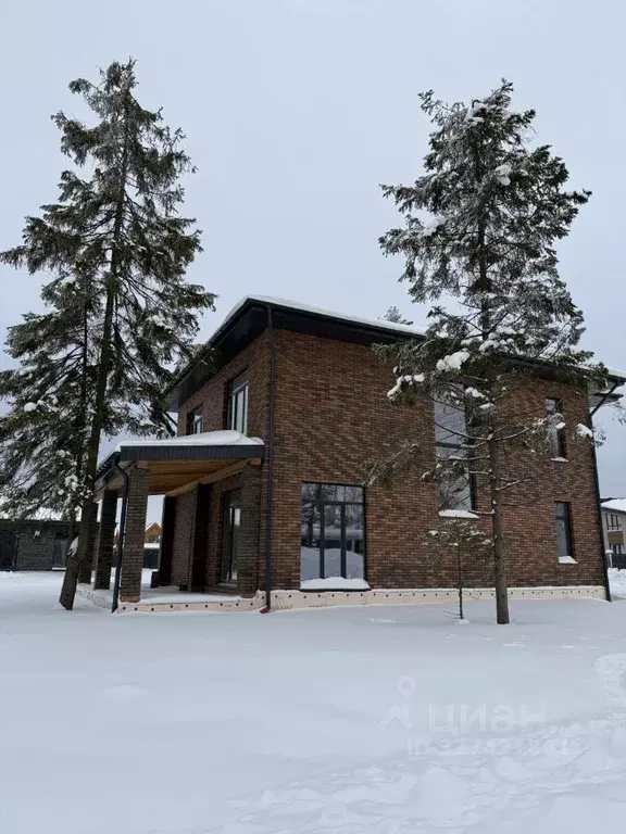 Дом в Московская область, Химки городской округ, д. Юрлово 8 (270 м) - Фото 1