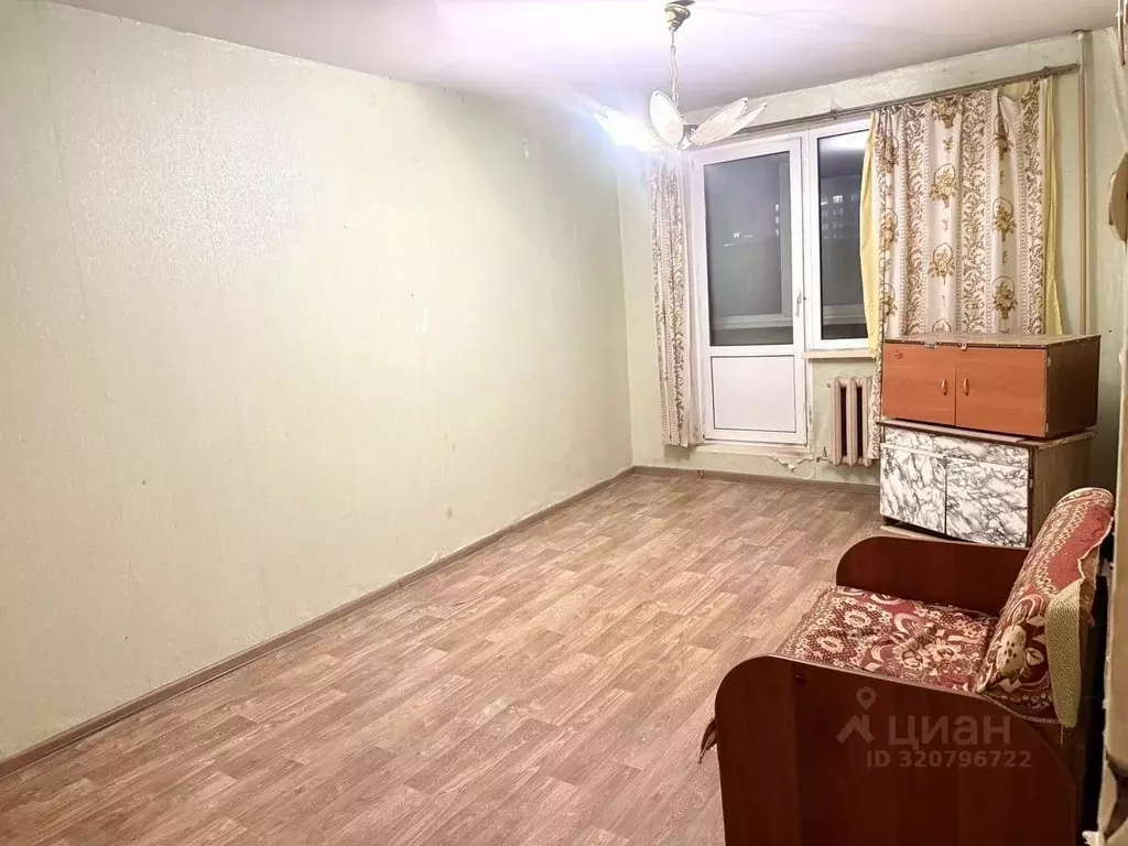 1-к кв. Ленинградская область, Тихвин 5-й мкр, 51 (35.0 м) - Фото 1