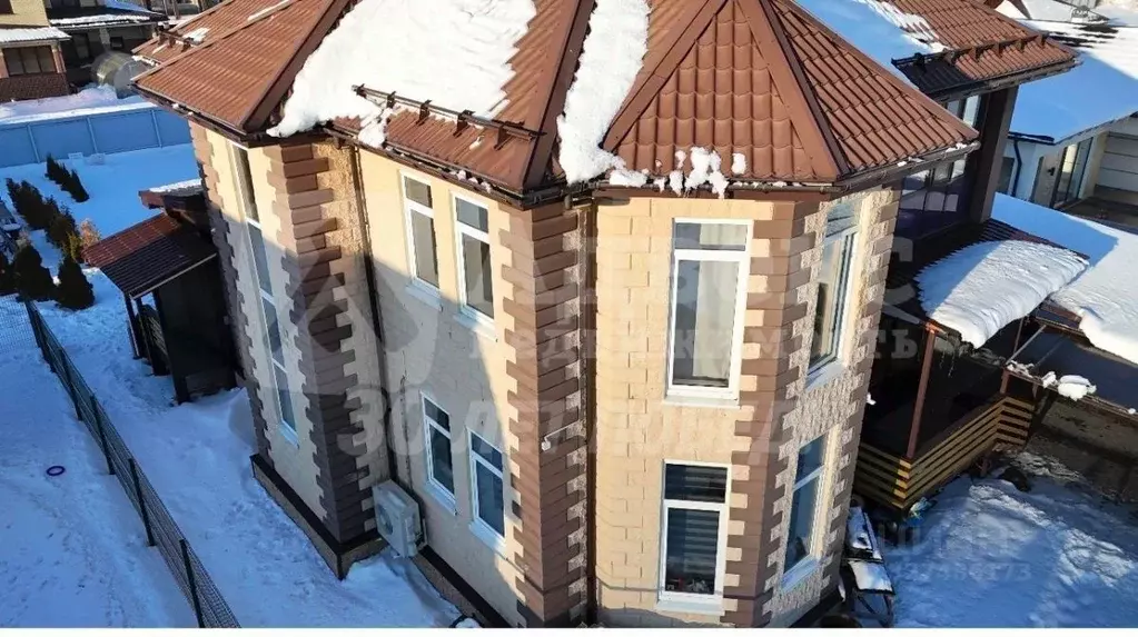 Коттедж в Тюменская область, Тюмень проезд 3-й Земской, 23 (299 м) - Фото 2