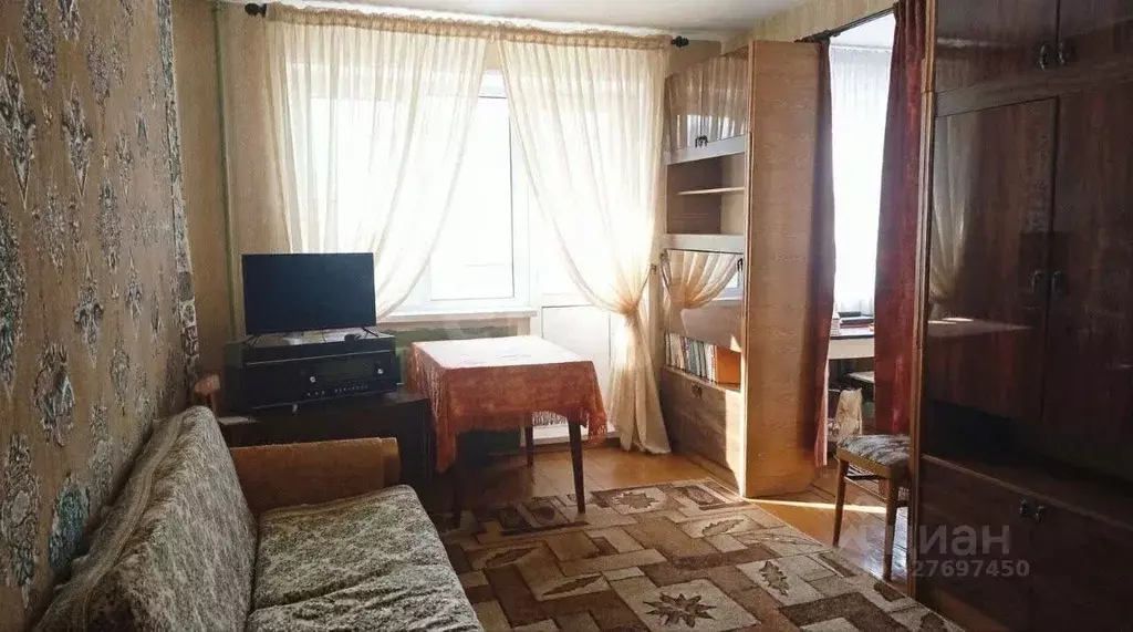 2-к кв. Ленинградская область, Кириши Молодежный бул., 10 (41.4 м) - Фото 1