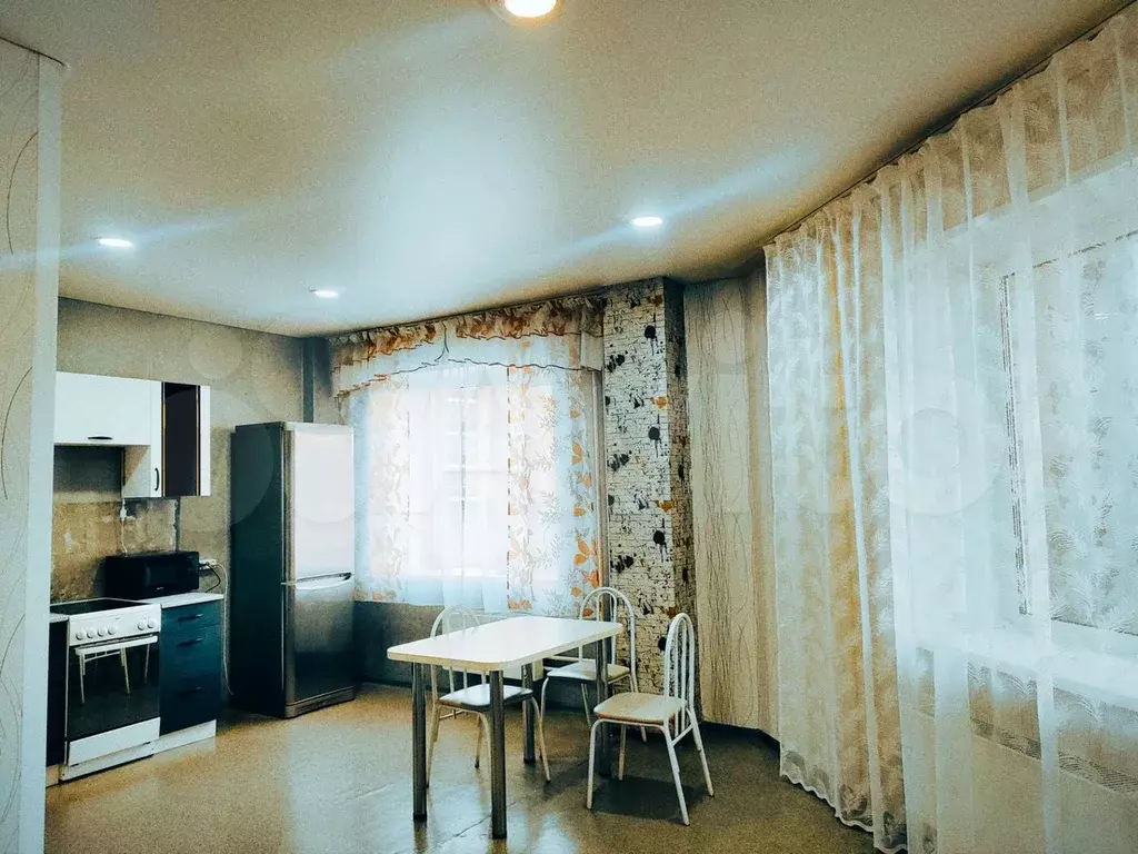 2-к. квартира, 68 м, 1/9 эт. - Фото 1