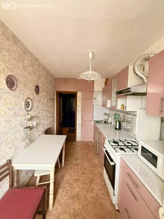 3-комнатная квартира: Королёв, микрорайон Юбилейный, улица А.И. ... - Фото 2