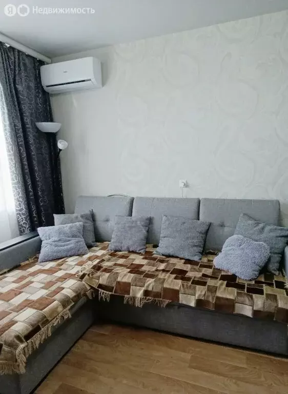 3-комнатная квартира: Чебоксары, проезд Соляное, 4 (68 м) - Фото 0
