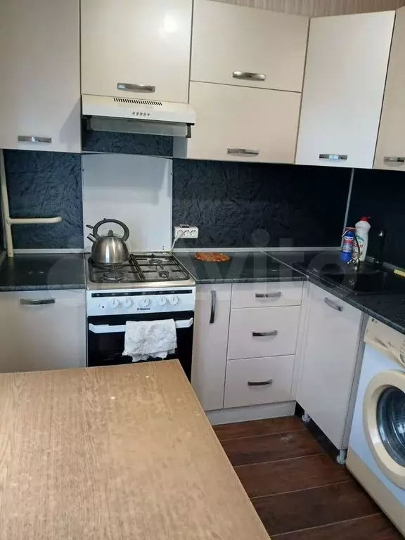 3-к. квартира, 76 м, 1/5 эт. - Фото 0