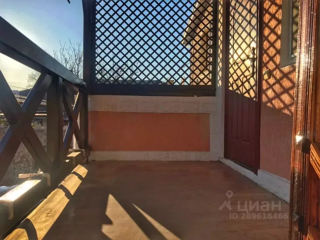 Дом в Крым, Евпатория ул. Средняя, 63 (40 м) - Фото 1