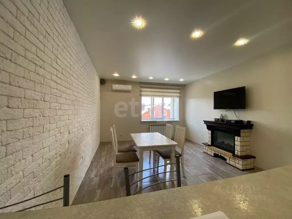 2-к кв. Воронежская область, Воронеж ул. Шукшина, 18 (88.1 м) - Фото 1