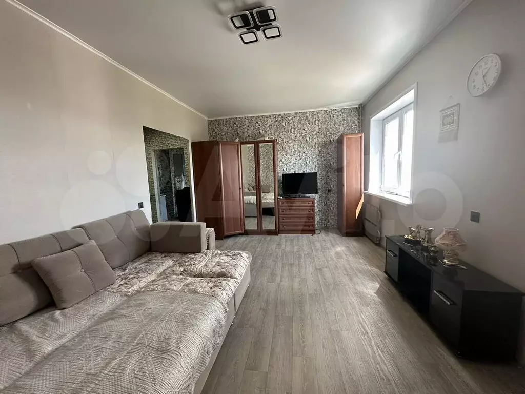 1-к. квартира, 50 м, 8/9 эт. - Фото 0