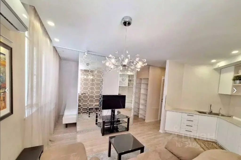 2-к кв. Крым, Симферополь ул. Батурина, 93 (35.0 м) - Фото 1