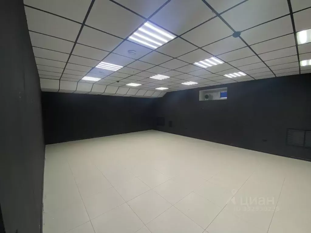 Помещение свободного назначения в Хакасия, Абакан ул. Торосова, 15А ... - Фото 1