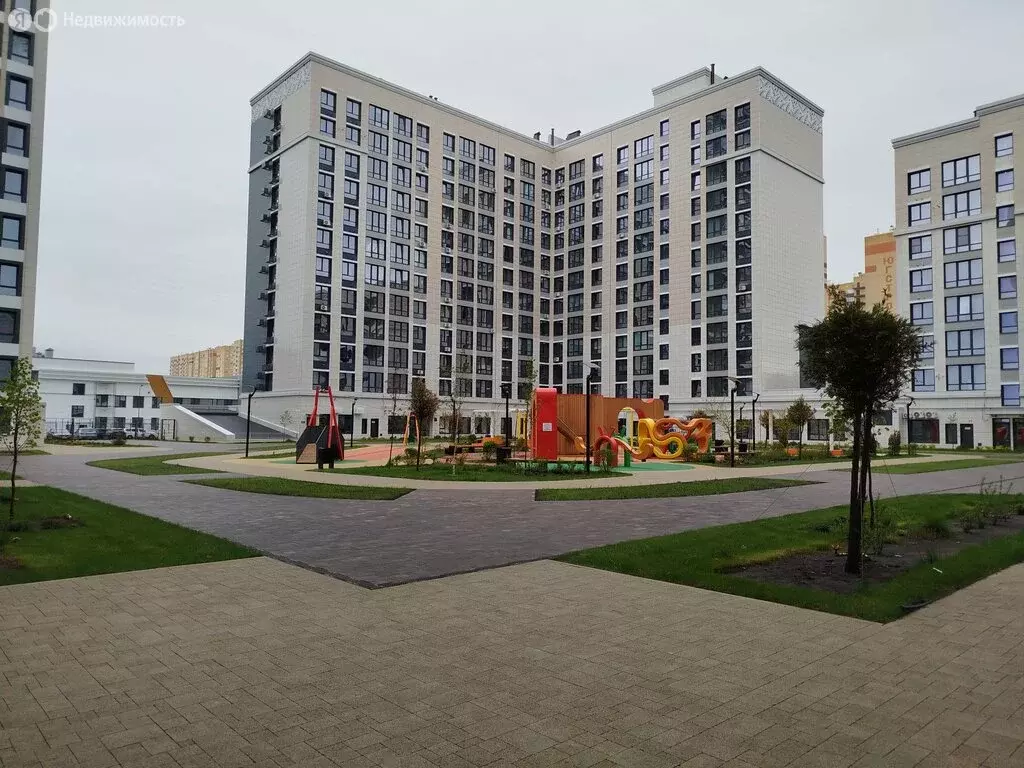2-комнатная квартира: Ставрополь, Российский проспект, 13к1 (64.3 м) - Фото 0