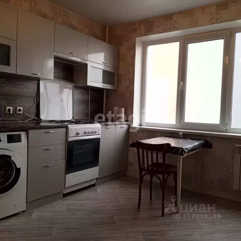 1-к кв. Саратовская область, Энгельс ул. Шурова Гора, 7/17 (39.8 м) - Фото 0