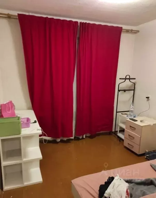 Комната Свердловская область, Екатеринбург ул. Крауля, 85 (10.0 м) - Фото 1