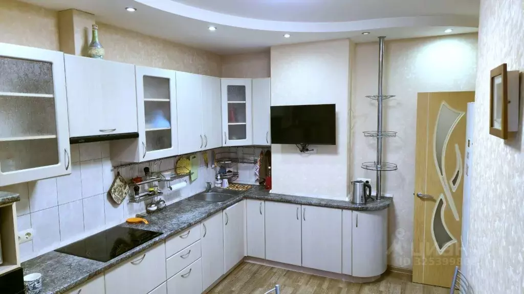 2-к кв. Владимирская область, Владимир ул. Крайнова, 4 (71.0 м) - Фото 2