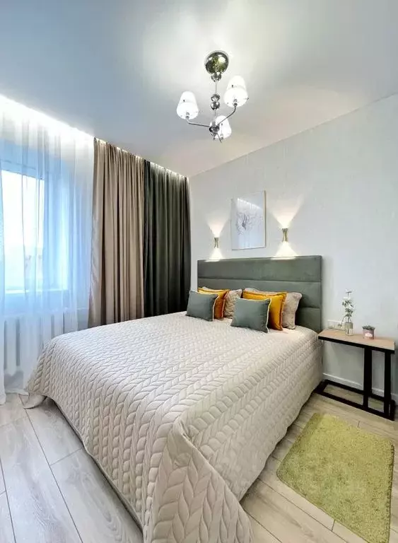 3-к кв. Татарстан, Казань ул. Тази Гиззата, 15 (80.0 м) - Фото 1