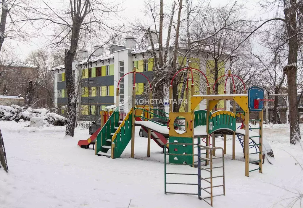 3-комнатная квартира: Челябинск, Российская улица, 15Б (69.7 м) - Фото 0