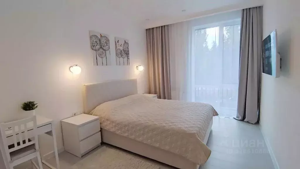 1-к кв. Татарстан, Казань ул. Николая Столбова, 1/3 (50.0 м) - Фото 1