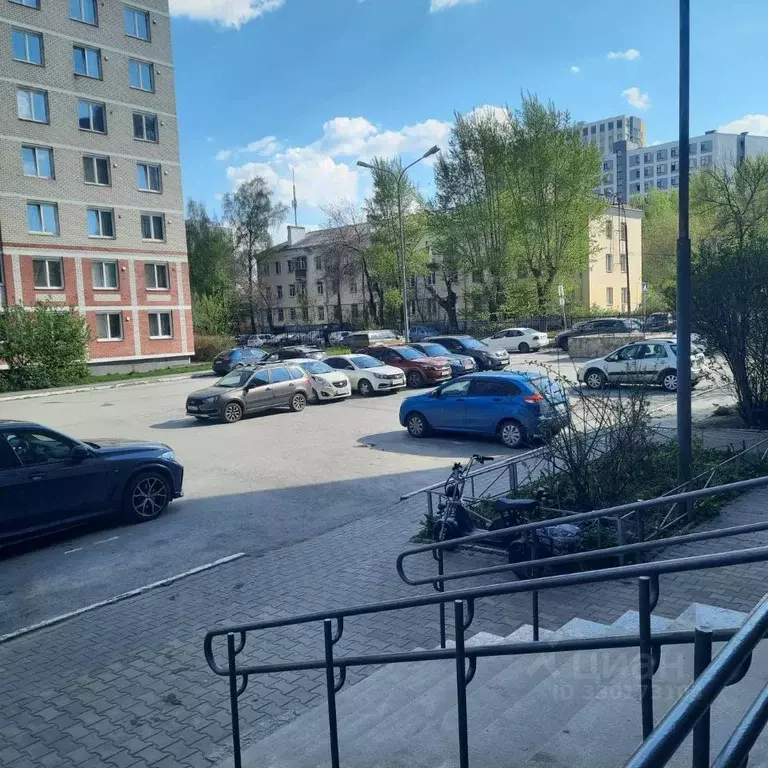 2-к кв. Свердловская область, Екатеринбург Сортировочный жилрайон, ... - Фото 1