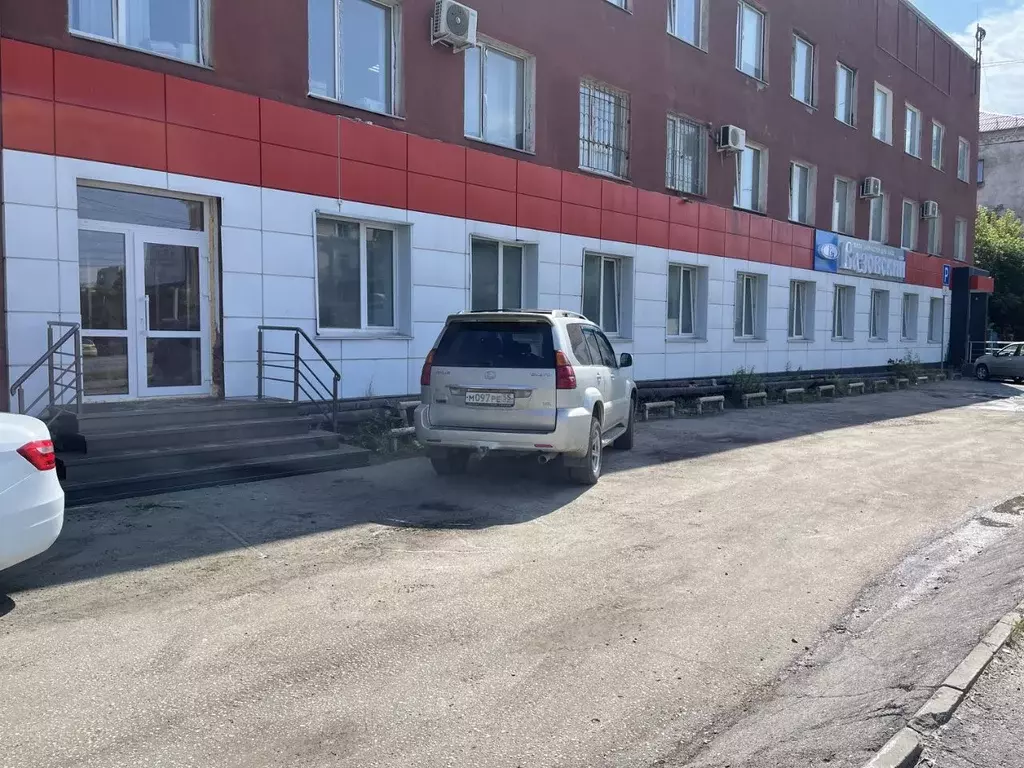 Помещение свободного назначения в Омская область, Омск ул. 10 лет ... - Фото 1