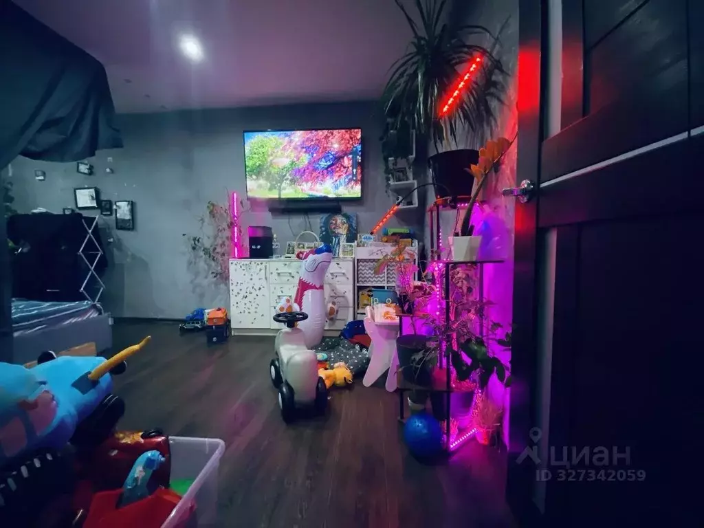 1-к кв. Волгоградская область, Волгоград Жилгородок мкр, ул. Гейне ... - Фото 1